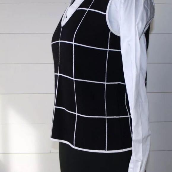 Deane & White Women's PM Black Knit V-Neck Windowpane Pullover Vest - Picture 3 of 8